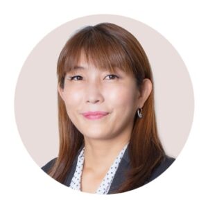 スタディング税理士講座相続税法講師の金澤美佐講師の顔写真